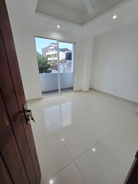 Bathroom - Colombo 06 3 BR Apartment for Sale 
