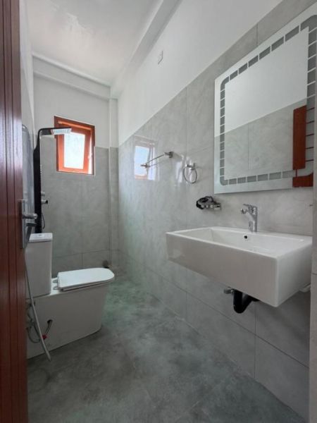 Bathroom - 4 Bedroom house for sale in Bokundara for Rs. 58.50 million (negotiable)