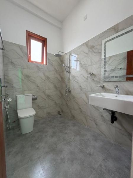Bathroom - 4 Bedroom house for sale in Bokundara for Rs. 58.50 million (negotiable)