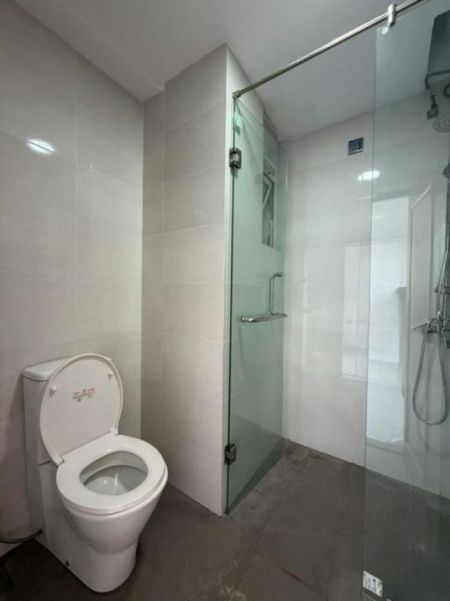 Bathroom - 50@Lesters - 04 Bedroom Furnished Apartment for Rent in Colombo 05 (A6241)