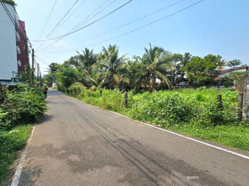 Bare Land for sale in Thalahena
