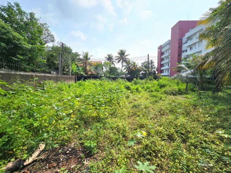 Bare Land for sale in Thalahena