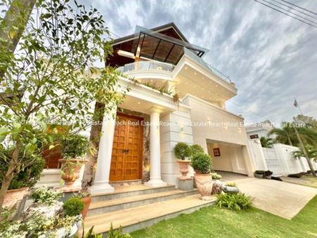 Exterior - Mansion for Sale in Battaramulla   