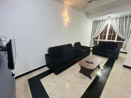 Living Room - 6 Bedroom Furnished House for Rent - Colombo 6 | LKR 800,000 Per Month (EM907)