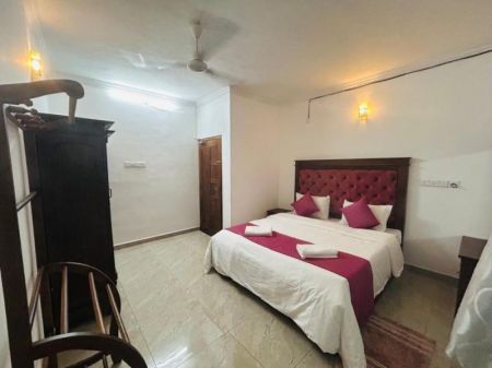 Bedroom - 6 Bedroom Furnished House for Rent - Colombo 6 | LKR 800,000 Per Month (EM907)