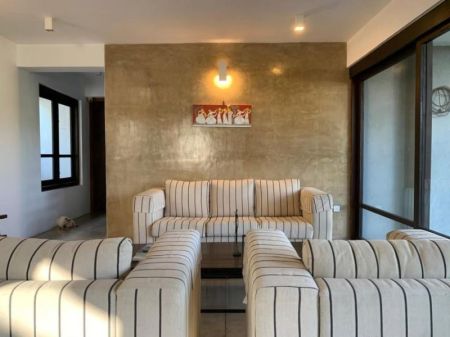 Living Room - Luxury House & Housing complex for sale at Maharagama / LKR 250,000,000 (Negotiable) (EM224RN)