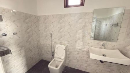 Bathroom - (DH1018) Single Storey House for Sale in Godagama Watareka