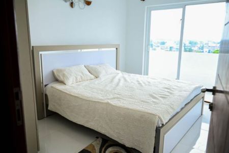 Bedroom - Luxury 3 BR Apartment for rent in Nugegoda 