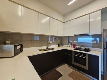 Kitchen - Cinnamon life suite tower sea view 2 bedrooms rent - Colombo 2 