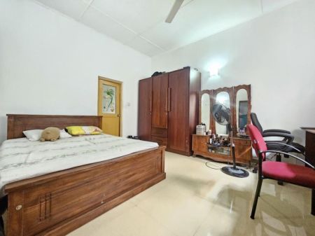 Bedroom - Malabe | 350 meters to Main Rd | 3Bedroom | 35M negotiable
