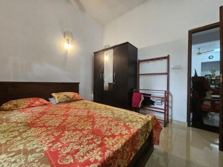 Bedroom - Malabe | 350 meters to Main Rd | 3Bedroom | 35M negotiable