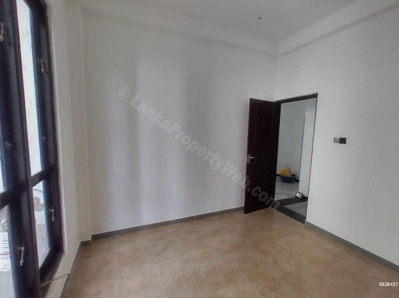 House for sale in Kadawatha