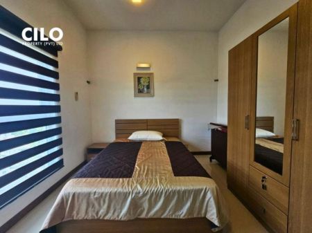 Bedroom - Luxury 3 Bedroom Apartment for Rent – SkyGardens, Rajagiriya