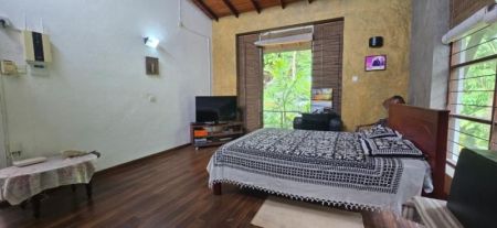 Bedroom - Architecturally Designed Luxury Garden Residence in Thalawathugoda | SH15376