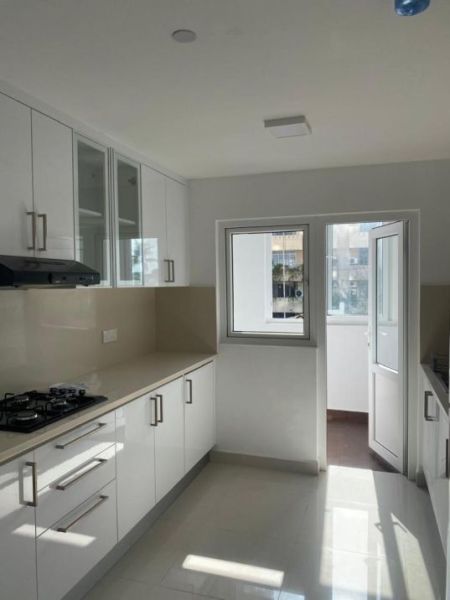 Kitchen - Apartment For Rent in Colombo 03 