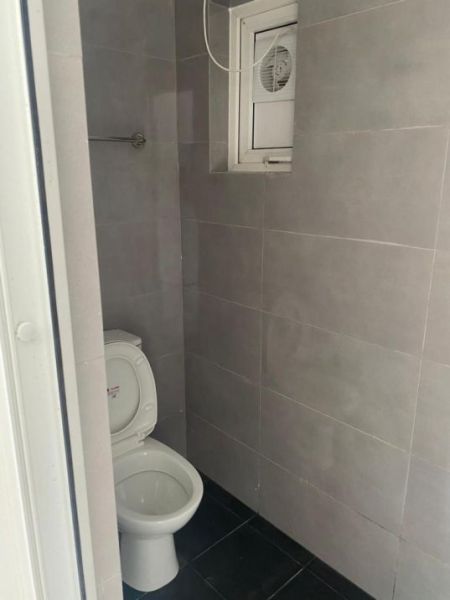 Bathroom - Apartment For Rent in Colombo 03 