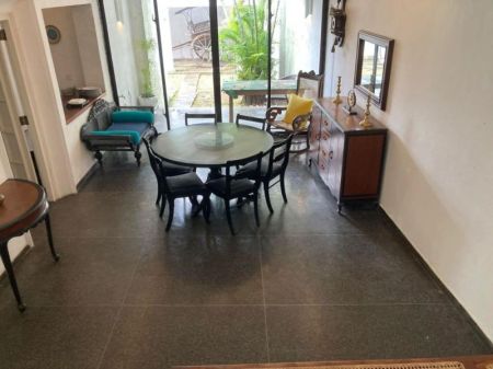 Dining room - Luxury Architect Designed House for Rent – Colombo 5 | LKR 400,000 (EM021RH)
