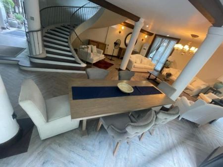 Living Room - Luxury House For Rent In Colombo 5 