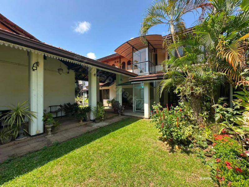 Exterior - House for sale in Colombo 7