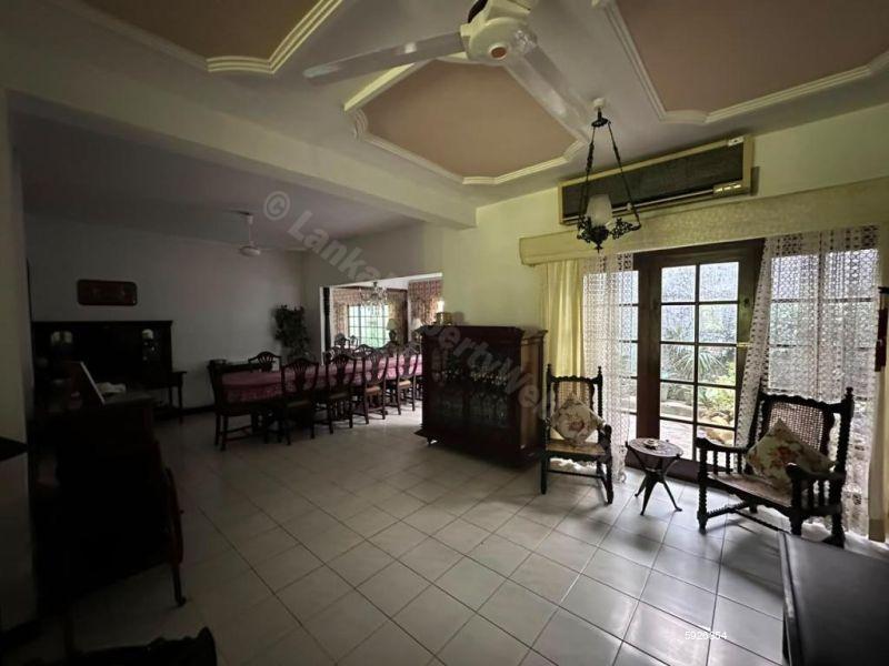 Living Room - House for sale in Colombo 7