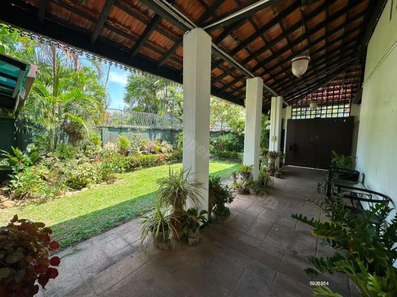 Exterior - House for sale in Colombo 7