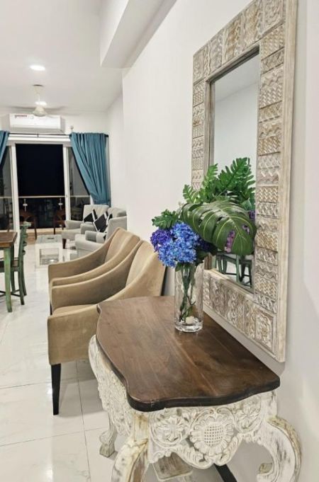 Living Room - Ref(P-RAF-882)Fully Furnished 3-Bedroom Sea View Apartment for Rent – Mount Lavinia