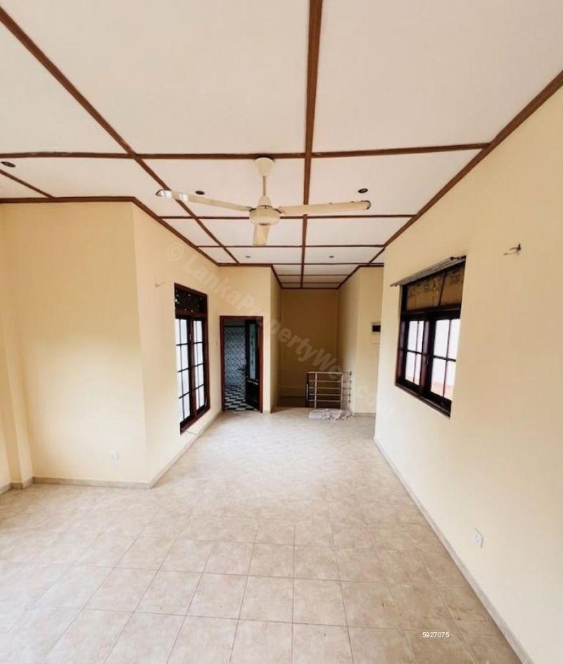 House for sale in Piliyandala 
