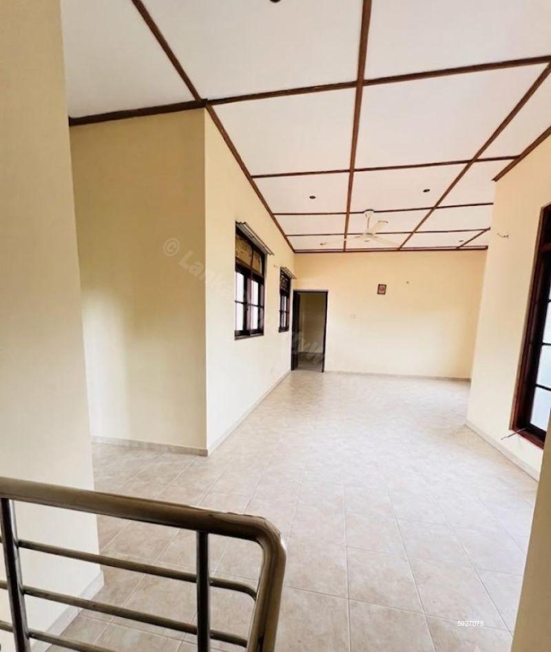 House for sale in Piliyandala 