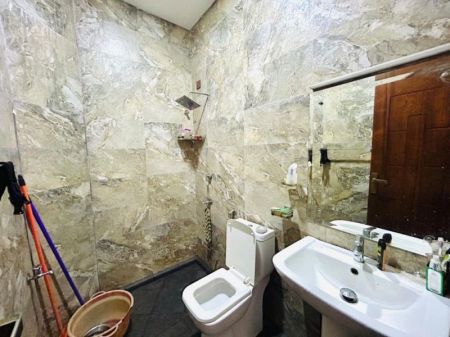 Bathroom - Wattala Architect-Designed 2-Storey House for Sale In Gated Community 