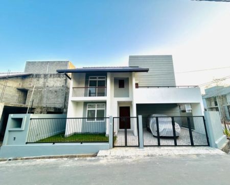 Exterior - Katunayake Brand New Two Story House For Sale In Gated Community**