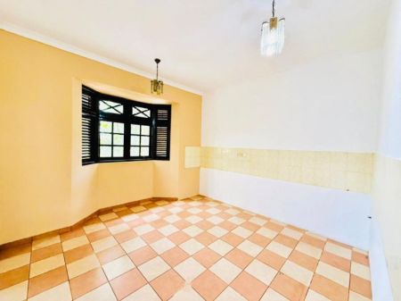 Bedroom - Battaramulla Spacious 3-Storey House for Rent 