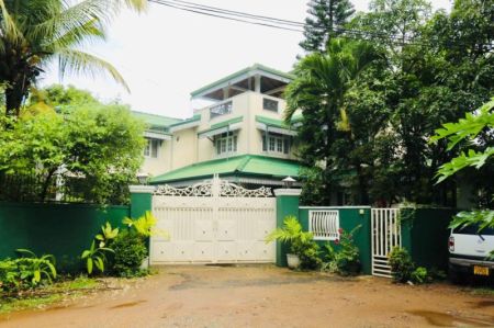 Exterior - Rajagiriya 3-story Luxury House For Sale