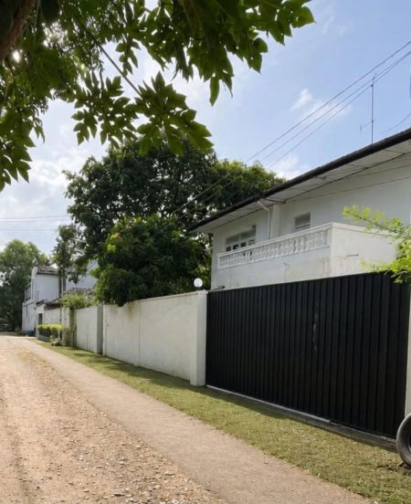 Exterior - House for sale in Rajagiriya 