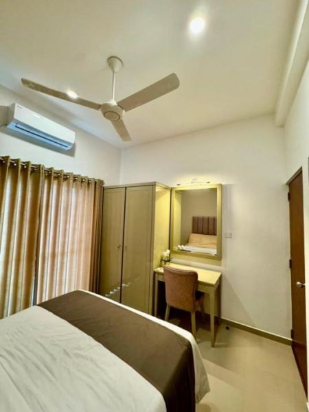 Bedroom - Fully Furnished 2 Bedroom Apartment for Rent – Canterbury Golf Apartments, Kahatuduwa | LKR 200,000 / Month (EM145JS)