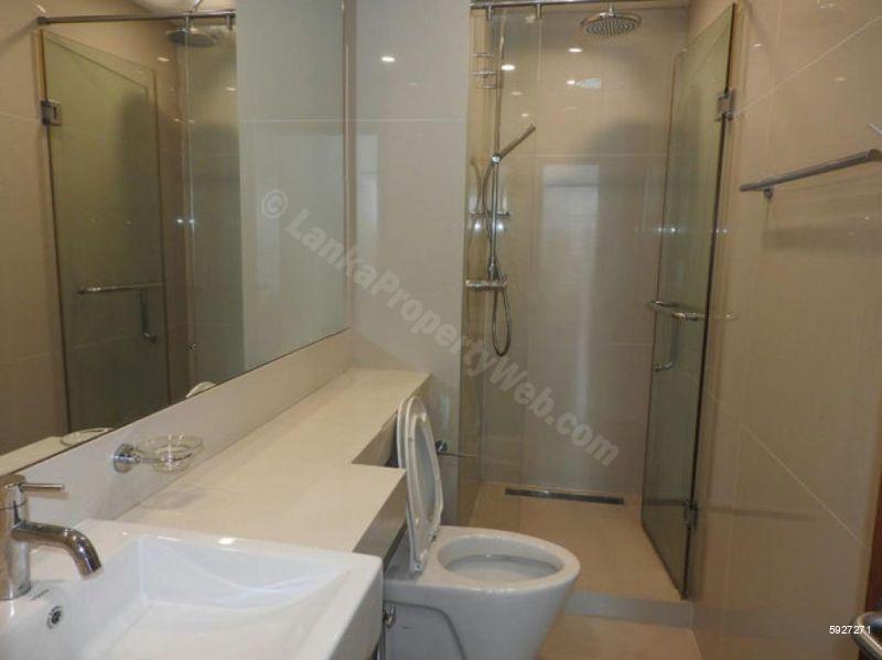 Bathroom - Apartment for sale in Rajagiriya