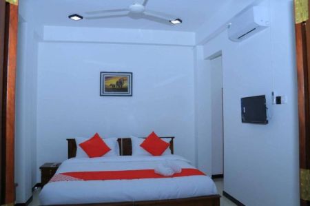 Bedroom - Profitable 14-Bedroom Fully Furnished Tourist Apartment Complex for Sale – Ambalangoda