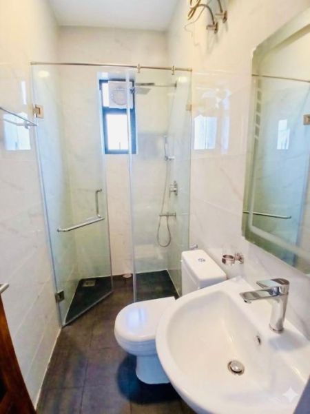 Bathroom - Wellawatta Apartment for Sale | Colombo 6