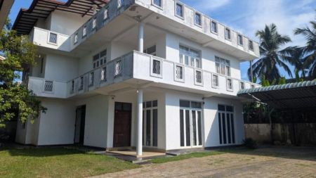 Exterior - House For Rent In Wellampitiya (file No 5483b/1)