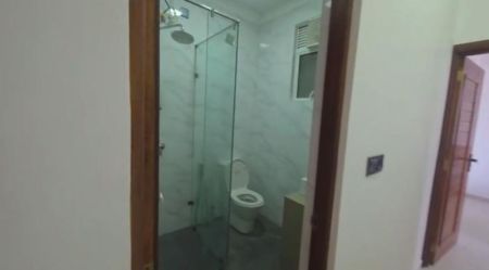 Bathroom - Fully Furnished Super Luxury Apartment for Rent – Dickmans Road, Colombo 05