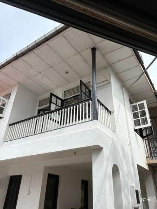 Exterior - House for rent in Kalubowila
