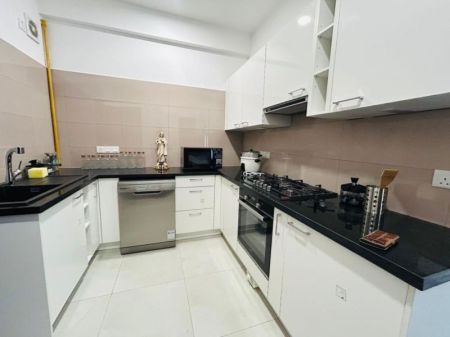 Kitchen - Luxury Iconic Galaxy Apartment up for Rent in Rajagiriya 