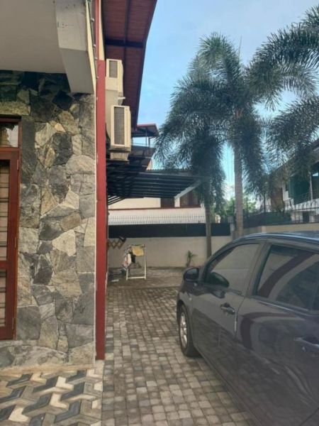 Exterior - Pitakotte Rajamaha Vihara Road 04 Bed Room House on 8.9 Perches of Land for Sale 