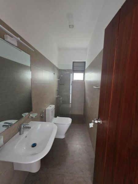 Bathroom - House For Rent – Hokandara