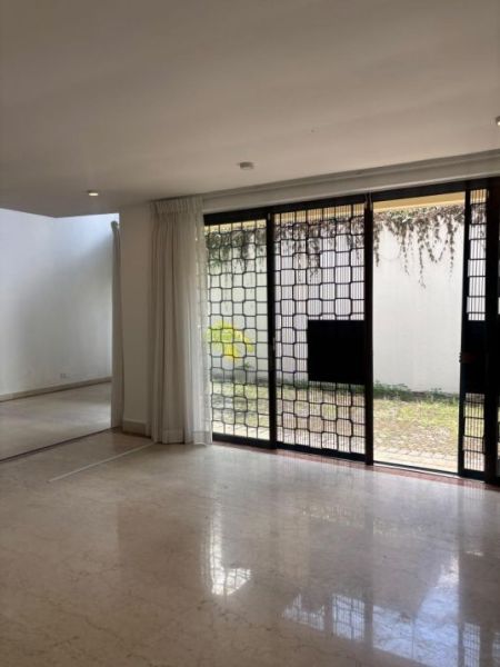 Living Room - ￭ Colombo 07 ￭ 05BR House For Rent ￭ (NK11494)