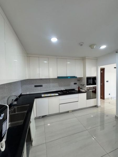 Kitchen - Elegant Fully Furnished 3BR Apartment with City Views at Park Heights, Colombo 05