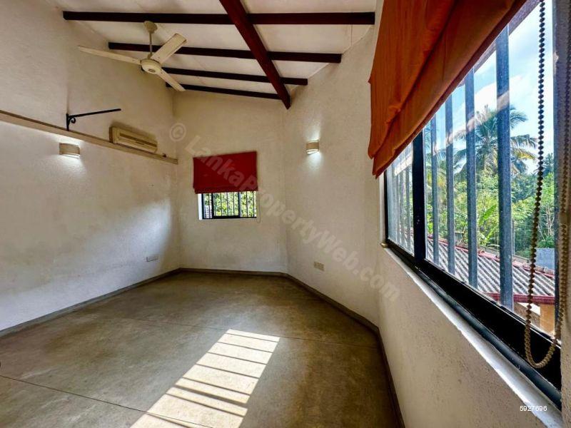 House for rent in Pelawatte