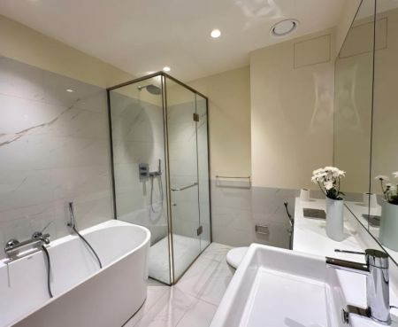 Bathroom - Luxury Apartments for Rent at Cinnamon Life Residences | Colombo 02