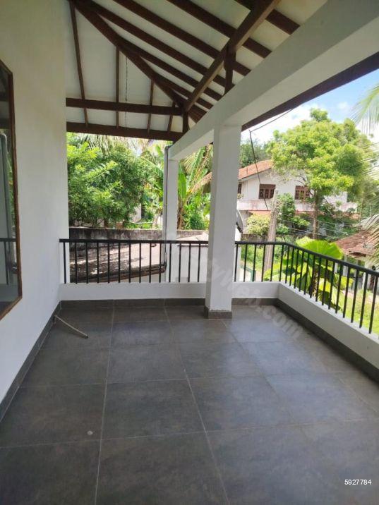 House for sale in Kadawatha