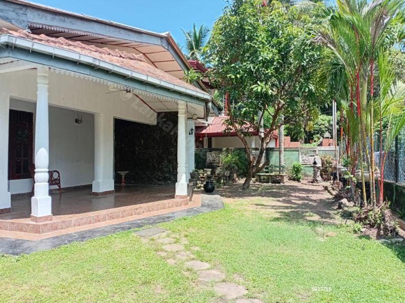 Exterior - House for rent in Ja Ela