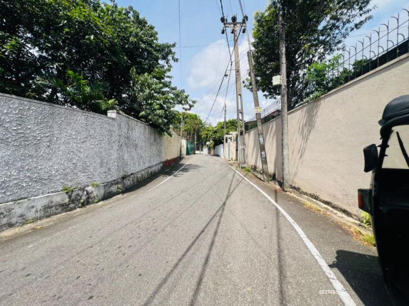 Bare Land for sale in Dehiwala